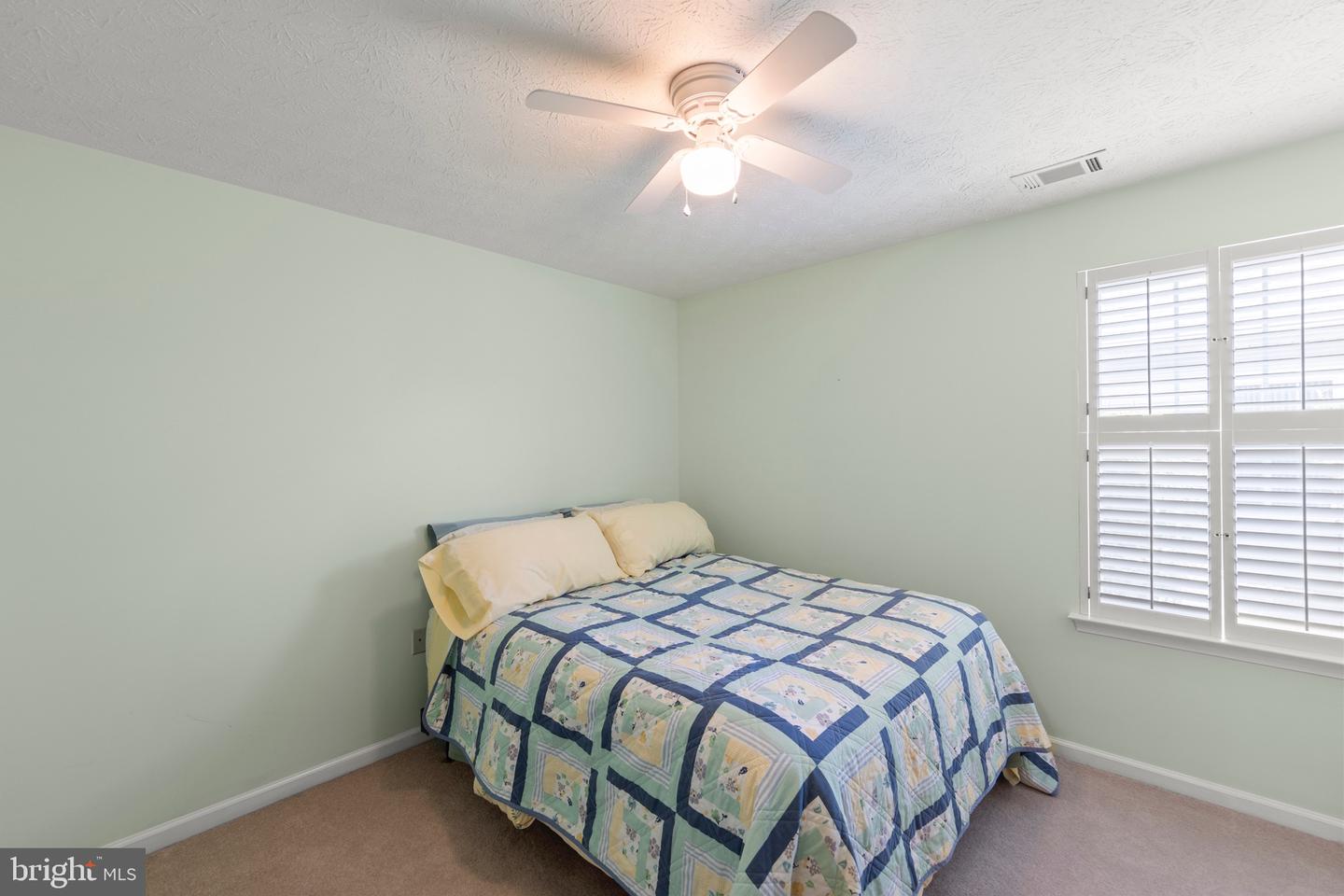 100 CANDLEWICK DR, WINCHESTER, Virginia 22602, 2 Bedrooms Bedrooms, ,2 BathroomsBathrooms,Residential,For sale,100 CANDLEWICK DR,VAFV2035354 MLS # VAFV2035354