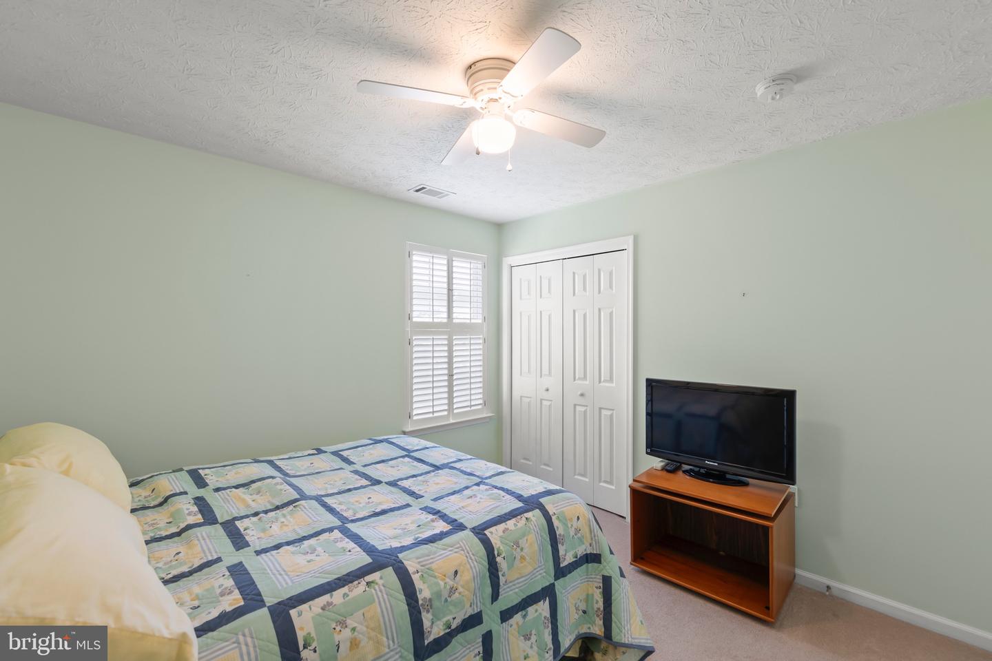 100 CANDLEWICK DR, WINCHESTER, Virginia 22602, 2 Bedrooms Bedrooms, ,2 BathroomsBathrooms,Residential,For sale,100 CANDLEWICK DR,VAFV2035354 MLS # VAFV2035354