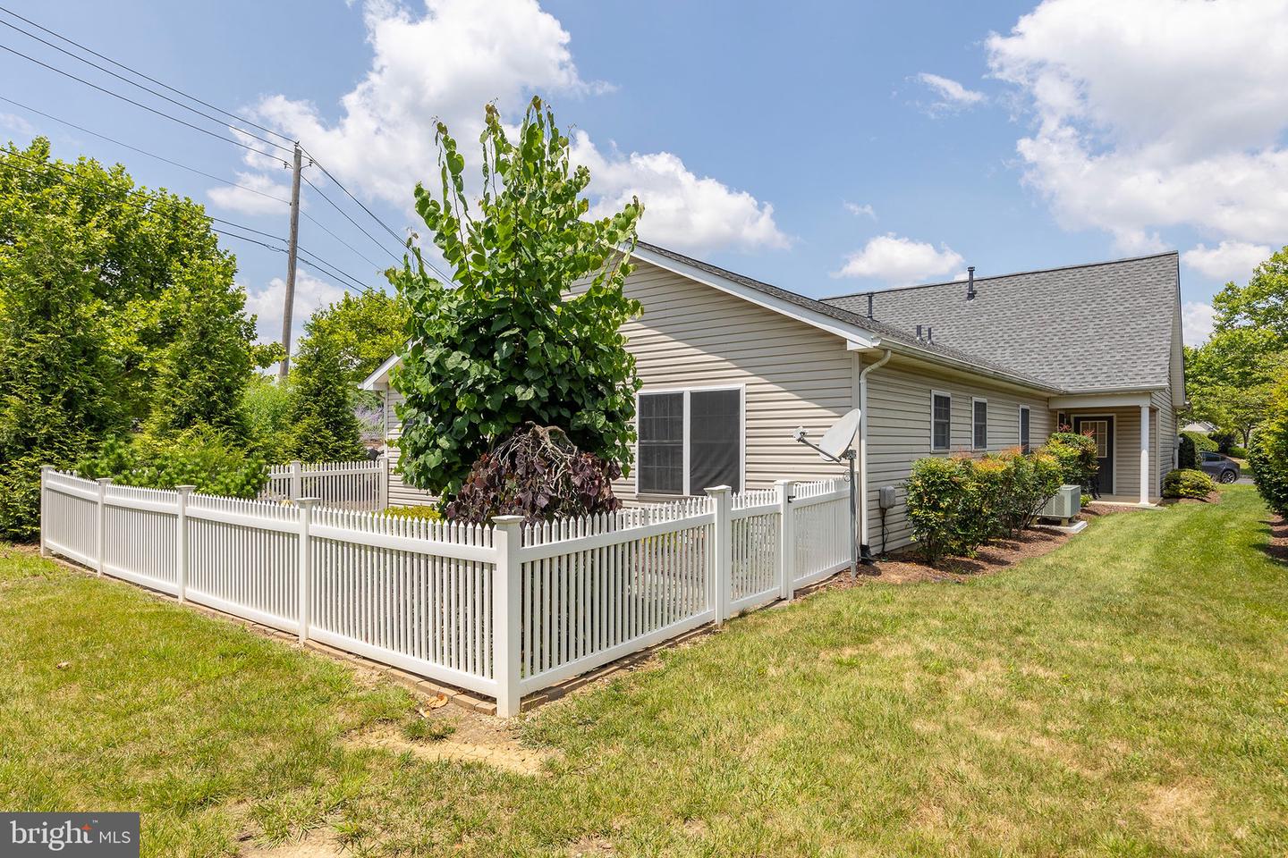 100 CANDLEWICK DR, WINCHESTER, Virginia 22602, 2 Bedrooms Bedrooms, ,2 BathroomsBathrooms,Residential,For sale,100 CANDLEWICK DR,VAFV2035354 MLS # VAFV2035354