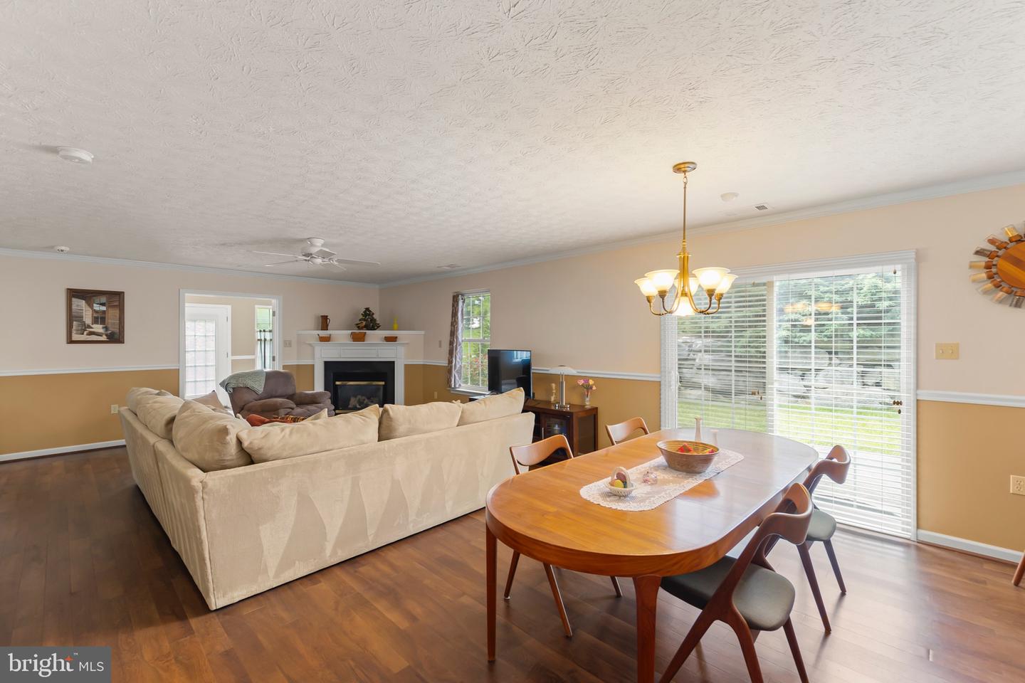 100 CANDLEWICK DR, WINCHESTER, Virginia 22602, 2 Bedrooms Bedrooms, ,2 BathroomsBathrooms,Residential,For sale,100 CANDLEWICK DR,VAFV2035354 MLS # VAFV2035354