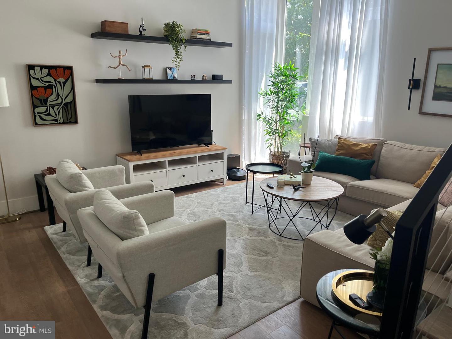 3919 FULTON ST NW #4, WASHINGTON, District Of Columbia 20007, 2 Bedrooms Bedrooms, ,2 BathroomsBathrooms,Residential,For sale,3919 FULTON ST NW #4,DCDC2209550 MLS # DCDC2209550