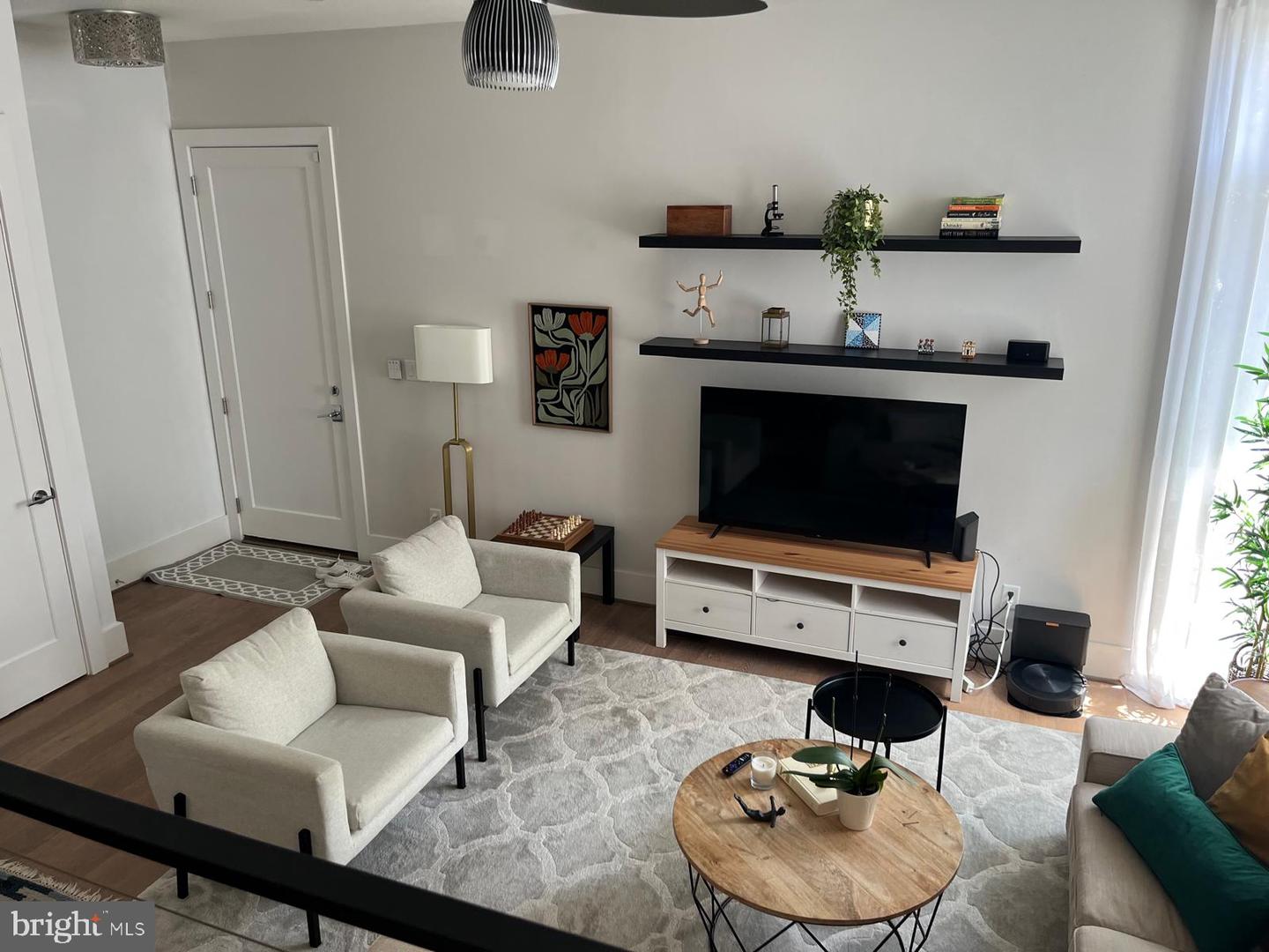 3919 FULTON ST NW #4, WASHINGTON, District Of Columbia 20007, 2 Bedrooms Bedrooms, ,2 BathroomsBathrooms,Residential,For sale,3919 FULTON ST NW #4,DCDC2209550 MLS # DCDC2209550