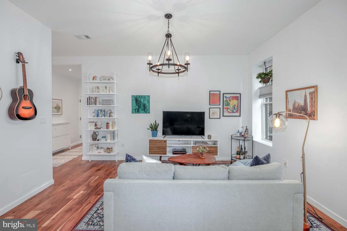3504 13TH ST NW #15, WASHINGTON, District Of Columbia 20010, 2 Bedrooms Bedrooms, ,2 BathroomsBathrooms,Residential,For sale,3504 13TH ST NW #15,DCDC2209576 MLS # DCDC2209576