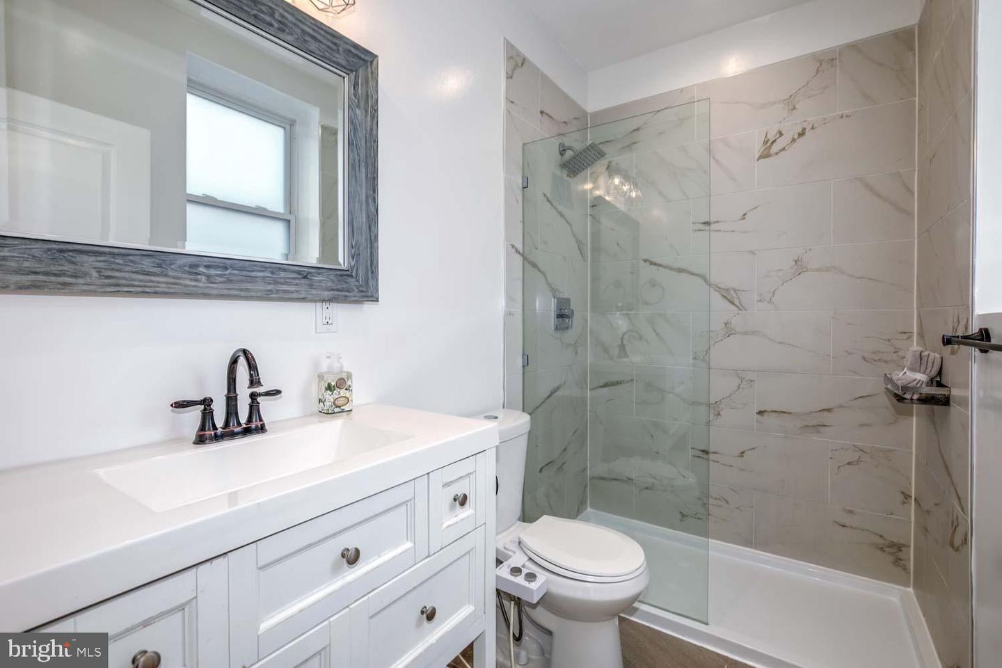 3504 13TH ST NW #15, WASHINGTON, District Of Columbia 20010, 2 Bedrooms Bedrooms, ,2 BathroomsBathrooms,Residential,For sale,3504 13TH ST NW #15,DCDC2209576 MLS # DCDC2209576