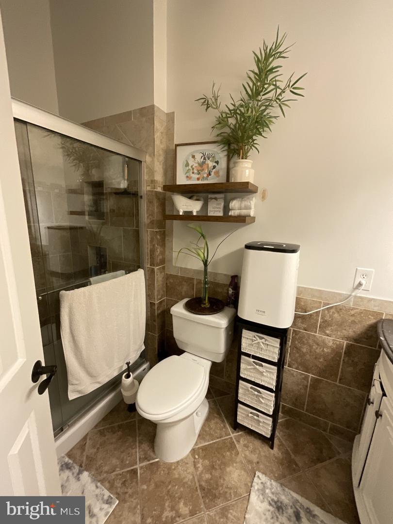 148 WASHINGTON ST, OCCOQUAN, Virginia 22125, 3 Bedrooms Bedrooms, ,2 BathroomsBathrooms,Residential,For sale,148 WASHINGTON ST,VAPW2098830 MLS # VAPW2098830