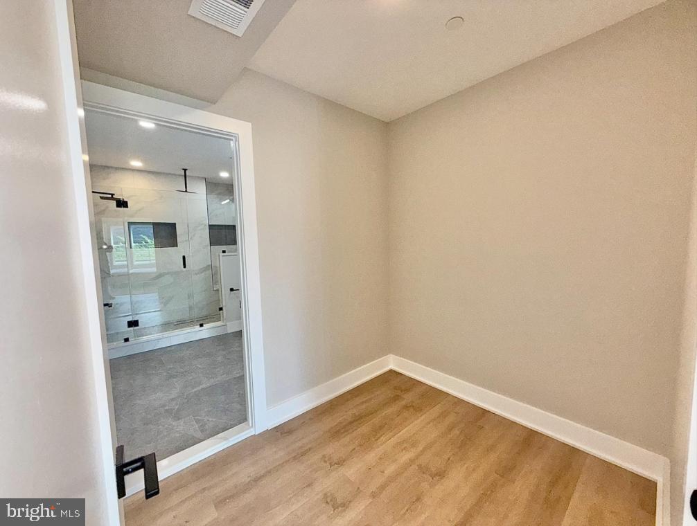 1806 D ST NE #9, WASHINGTON, District Of Columbia 20002, 3 Bedrooms Bedrooms, ,3 BathroomsBathrooms,Residential,For sale,1806 D ST NE #9,DCDC2209604 MLS # DCDC2209604