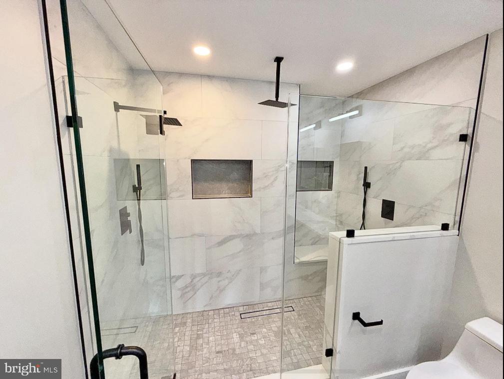 1806 D ST NE #9, WASHINGTON, District Of Columbia 20002, 3 Bedrooms Bedrooms, ,3 BathroomsBathrooms,Residential,For sale,1806 D ST NE #9,DCDC2209604 MLS # DCDC2209604