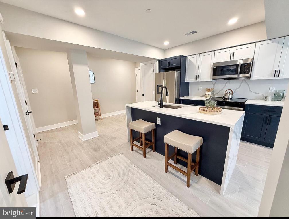1806 D ST NE #1, WASHINGTON, District Of Columbia 20002, 2 Bedrooms Bedrooms, ,1 BathroomBathrooms,Residential,For sale,1806 D ST NE #1,DCDC2209606 MLS # DCDC2209606