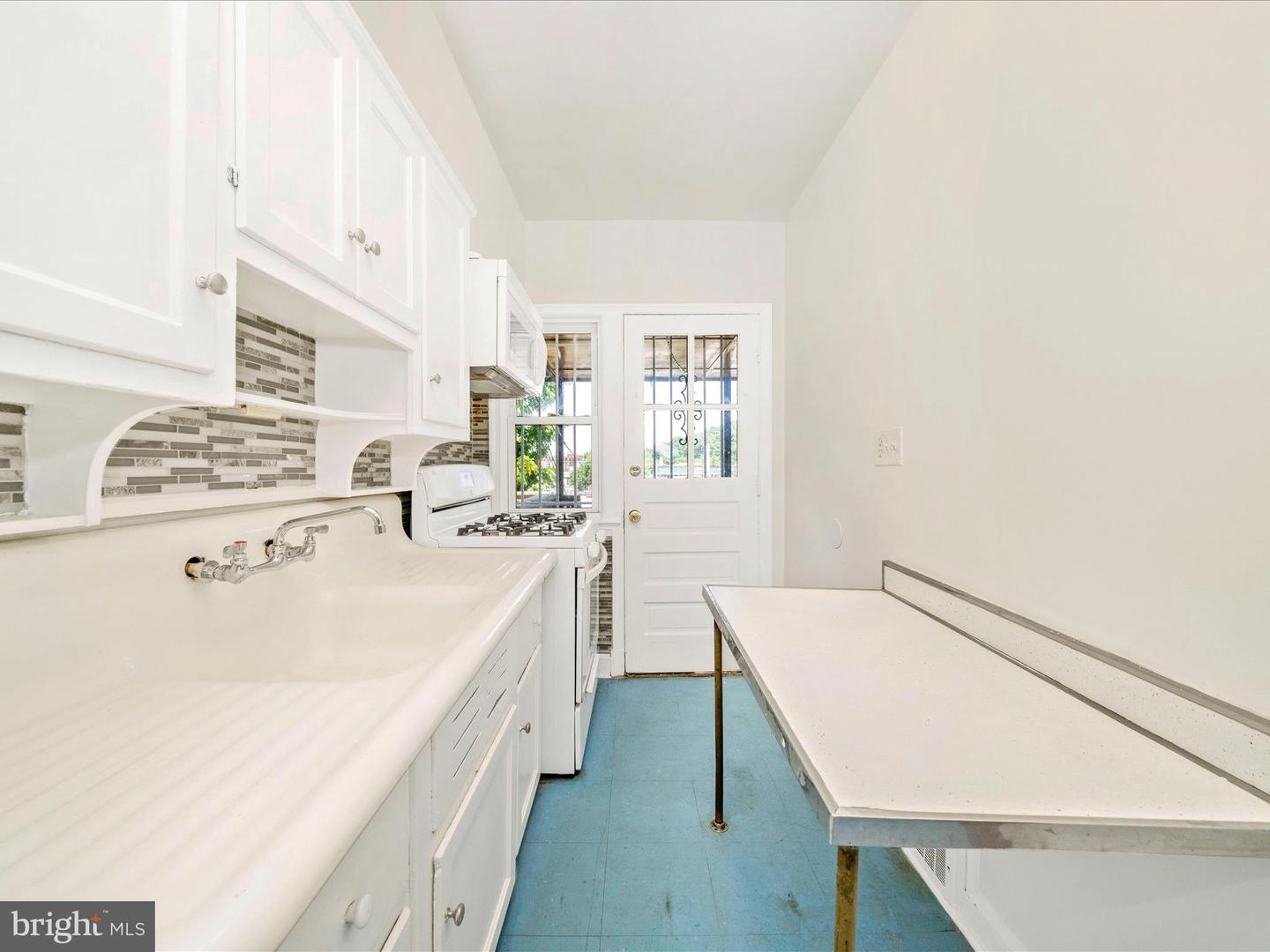 3960 BLAINE ST NE, WASHINGTON, District Of Columbia 20019, 3 Bedrooms Bedrooms, ,1 BathroomBathrooms,Residential,For sale,3960 BLAINE ST NE,DCDC2209616 MLS # DCDC2209616