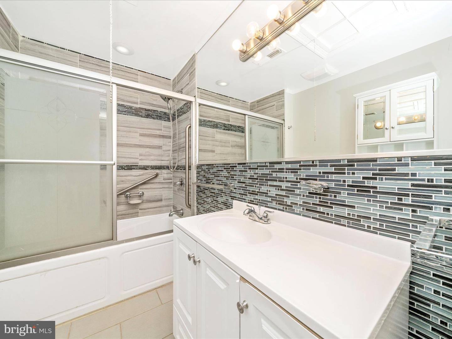 3960 BLAINE ST NE, WASHINGTON, District Of Columbia 20019, 3 Bedrooms Bedrooms, ,1 BathroomBathrooms,Residential,For sale,3960 BLAINE ST NE,DCDC2209616 MLS # DCDC2209616