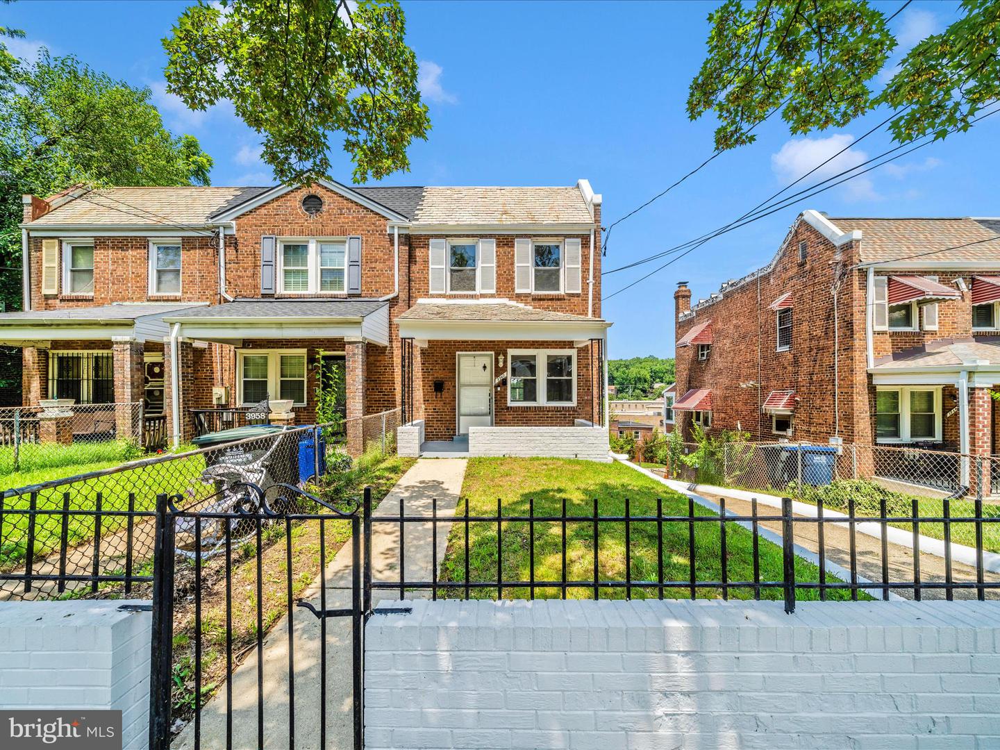 3960 BLAINE ST NE, WASHINGTON, District Of Columbia 20019, 3 Bedrooms Bedrooms, ,1 BathroomBathrooms,Residential,For sale,3960 BLAINE ST NE,DCDC2209616 MLS # DCDC2209616