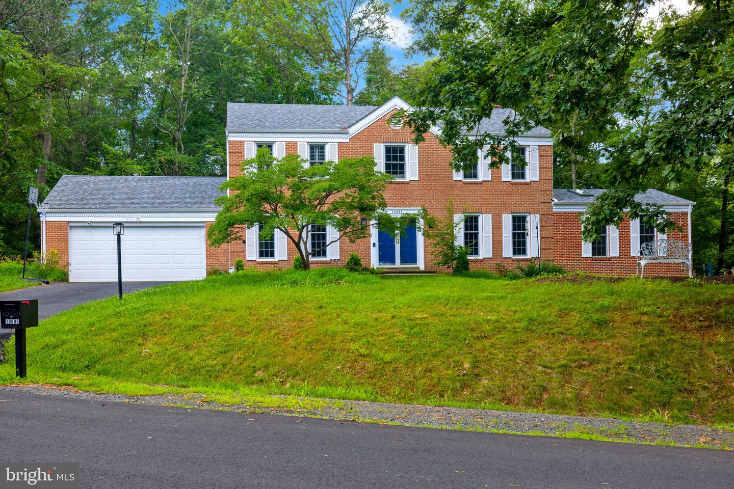 10809 DAYFLOWER CT, RESTON, Virginia 20191, 4 Bedrooms Bedrooms, ,3 BathroomsBathrooms,Residential,For sale,10809 DAYFLOWER CT,VAFX2254558 MLS # VAFX2254558