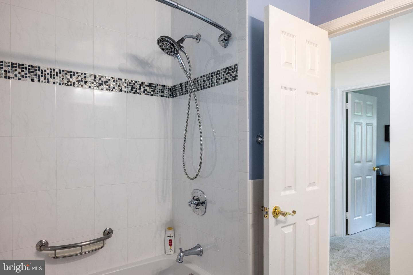 10809 DAYFLOWER CT, RESTON, Virginia 20191, 4 Bedrooms Bedrooms, ,3 BathroomsBathrooms,Residential,For sale,10809 DAYFLOWER CT,VAFX2254558 MLS # VAFX2254558