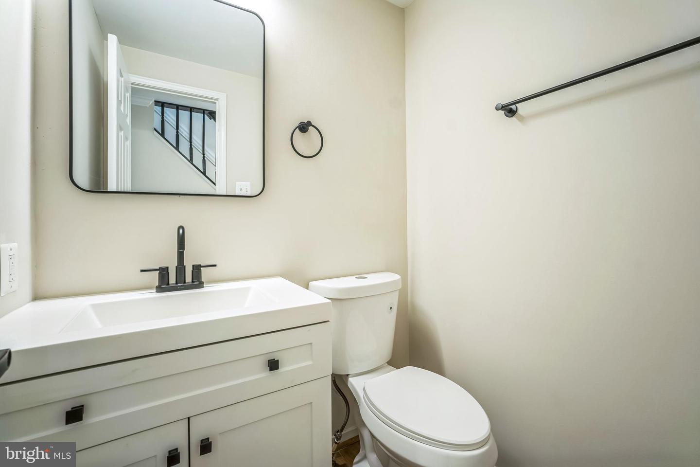 13644 SHREVE ST, CENTREVILLE, Virginia 20120, 4 Bedrooms Bedrooms, ,3 BathroomsBathrooms,Residential,For sale,13644 SHREVE ST,VAFX2254562 MLS # VAFX2254562