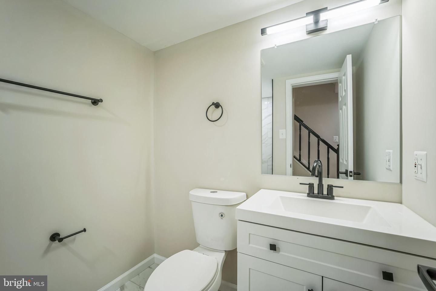 13644 SHREVE ST, CENTREVILLE, Virginia 20120, 4 Bedrooms Bedrooms, ,3 BathroomsBathrooms,Residential,For sale,13644 SHREVE ST,VAFX2254562 MLS # VAFX2254562