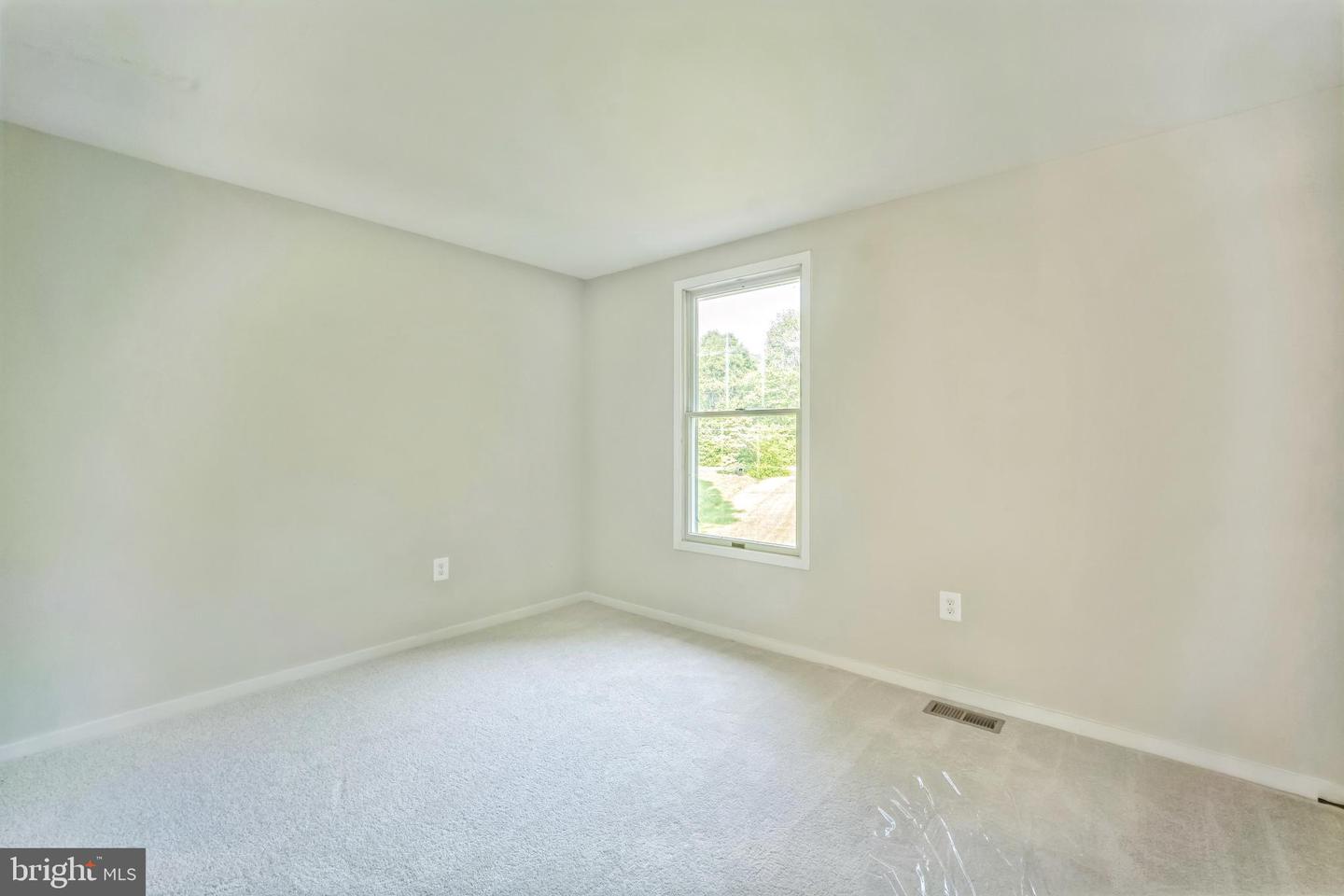 13644 SHREVE ST, CENTREVILLE, Virginia 20120, 4 Bedrooms Bedrooms, ,3 BathroomsBathrooms,Residential,For sale,13644 SHREVE ST,VAFX2254562 MLS # VAFX2254562
