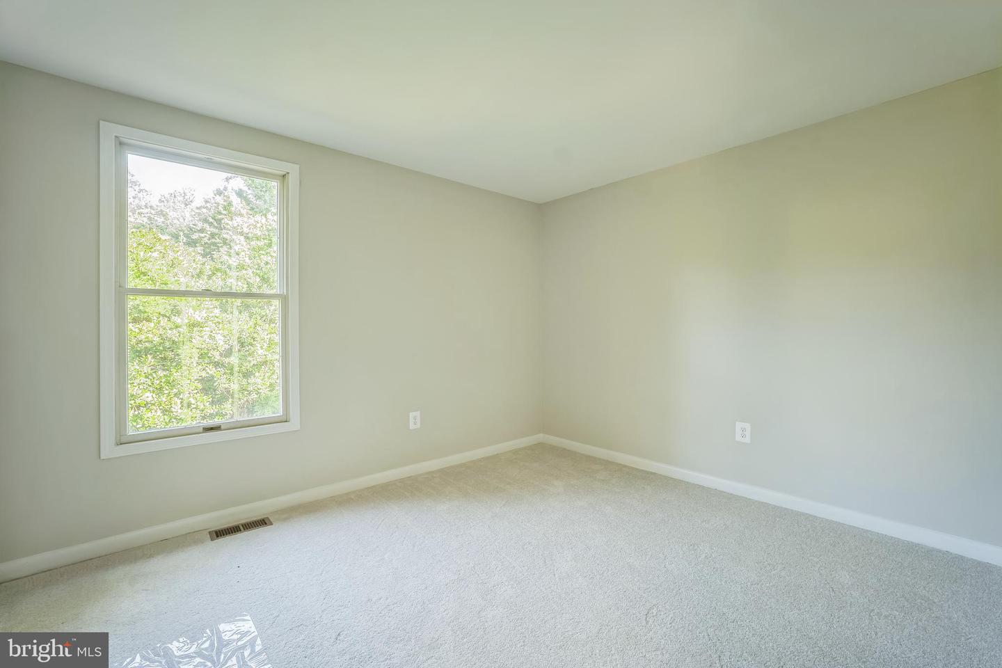 13644 SHREVE ST, CENTREVILLE, Virginia 20120, 4 Bedrooms Bedrooms, ,3 BathroomsBathrooms,Residential,For sale,13644 SHREVE ST,VAFX2254562 MLS # VAFX2254562