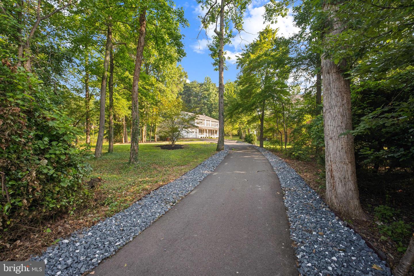 13644 SHREVE ST, CENTREVILLE, Virginia 20120, 4 Bedrooms Bedrooms, ,3 BathroomsBathrooms,Residential,For sale,13644 SHREVE ST,VAFX2254562 MLS # VAFX2254562
