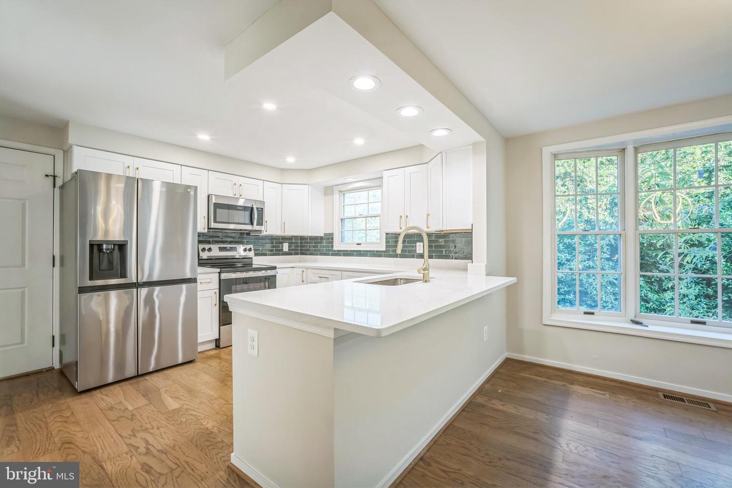 13644 SHREVE ST, CENTREVILLE, Virginia 20120, 4 Bedrooms Bedrooms, ,3 BathroomsBathrooms,Residential,For sale,13644 SHREVE ST,VAFX2254562 MLS # VAFX2254562