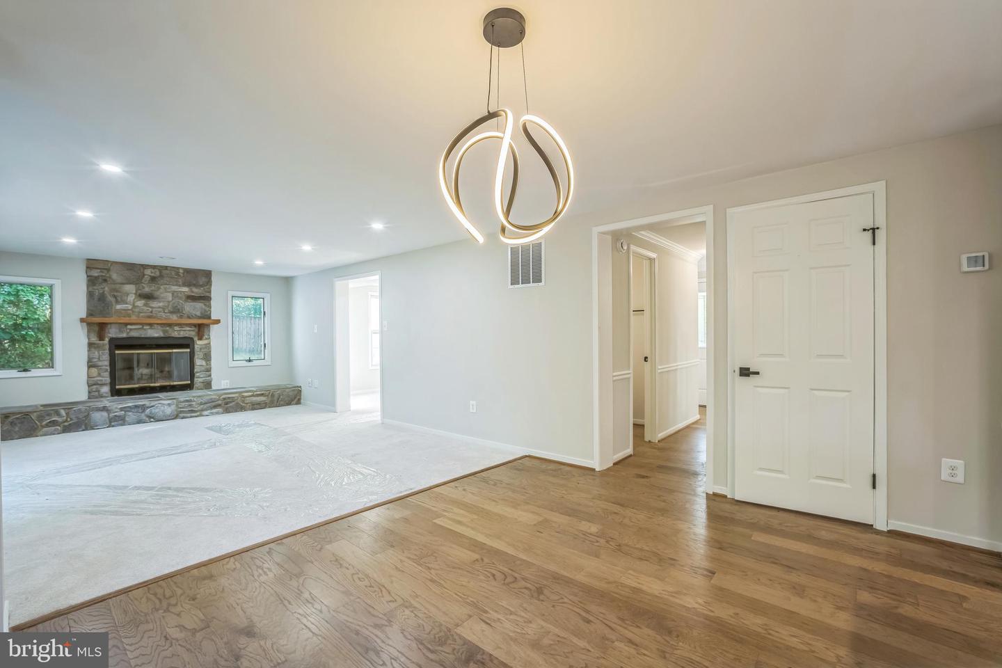 13644 SHREVE ST, CENTREVILLE, Virginia 20120, 4 Bedrooms Bedrooms, ,3 BathroomsBathrooms,Residential,For sale,13644 SHREVE ST,VAFX2254562 MLS # VAFX2254562