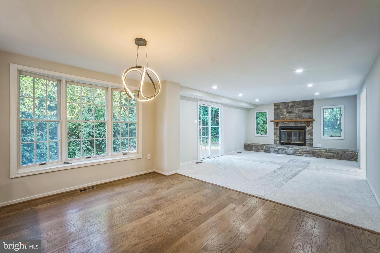 13644 SHREVE ST, CENTREVILLE, Virginia 20120, 4 Bedrooms Bedrooms, ,3 BathroomsBathrooms,Residential,For sale,13644 SHREVE ST,VAFX2254562 MLS # VAFX2254562