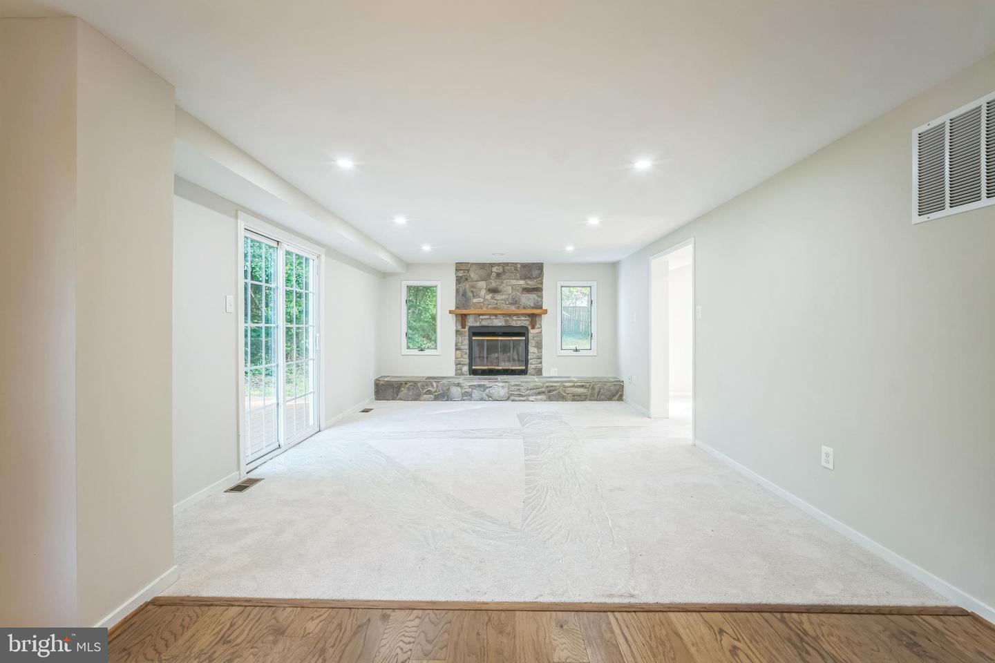 13644 SHREVE ST, CENTREVILLE, Virginia 20120, 4 Bedrooms Bedrooms, ,3 BathroomsBathrooms,Residential,For sale,13644 SHREVE ST,VAFX2254562 MLS # VAFX2254562