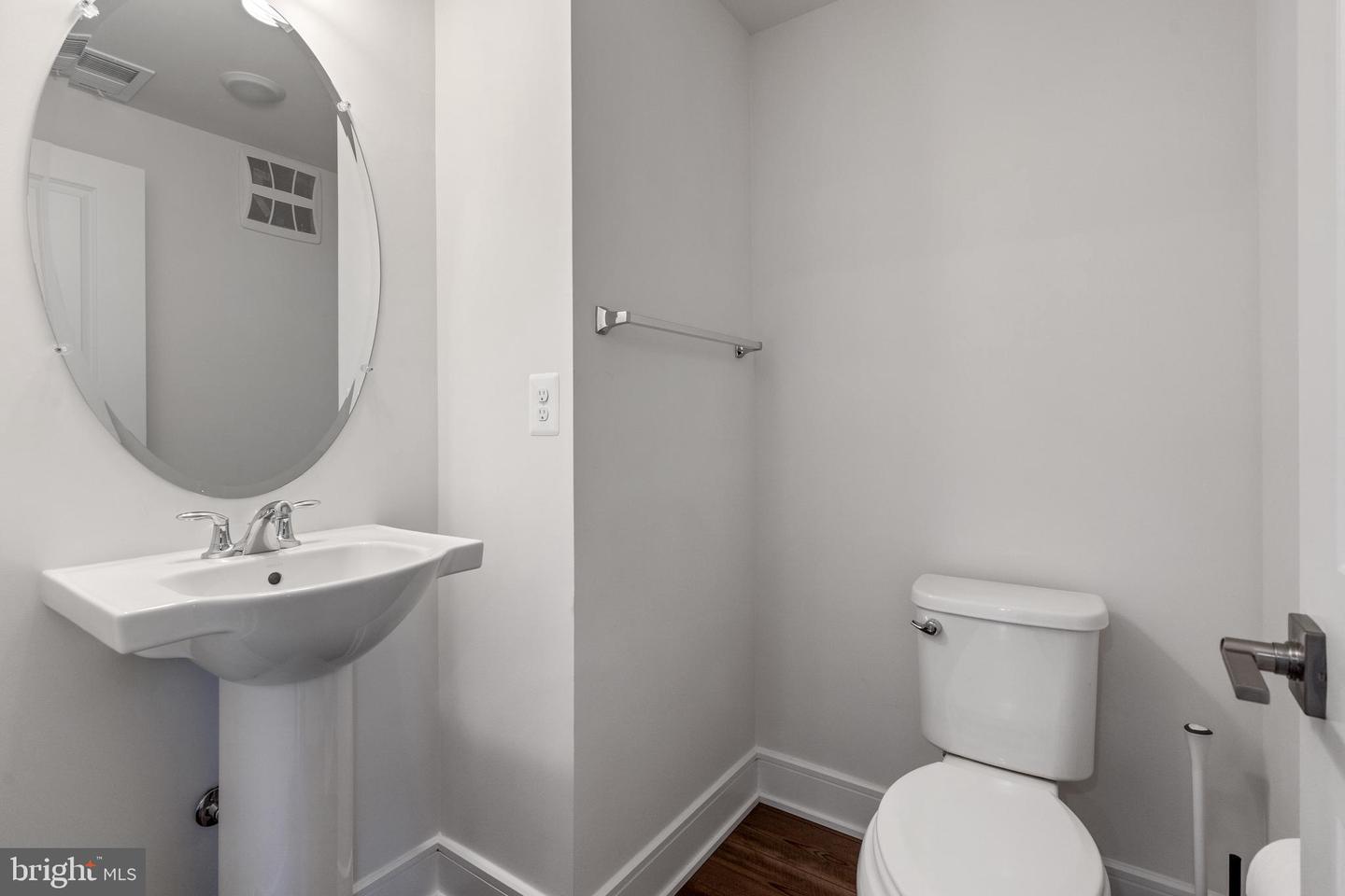 43376 FARRINGDON SQ, BROADLANDS, Virginia 20148, 3 Bedrooms Bedrooms, ,2 BathroomsBathrooms,Residential,For sale,43376 FARRINGDON SQ,VALO2101596 MLS # VALO2101596