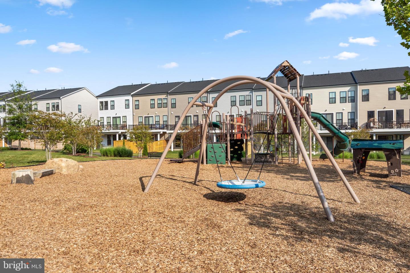 43376 FARRINGDON SQ, BROADLANDS, Virginia 20148, 3 Bedrooms Bedrooms, ,2 BathroomsBathrooms,Residential,For sale,43376 FARRINGDON SQ,VALO2101596 MLS # VALO2101596