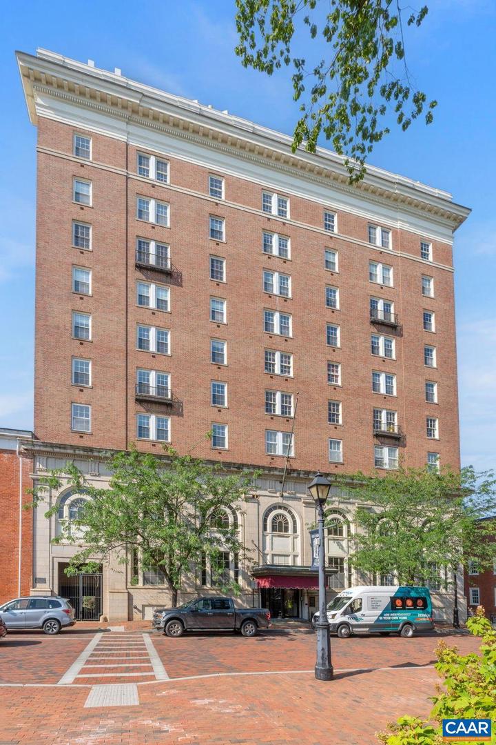 500 COURT SQ #901, CHARLOTTESVILLE, Virginia 22902, 1 Bedroom Bedrooms, ,1 BathroomBathrooms,Residential,For sale,500 COURT SQ #901,666534 MLS # 666534