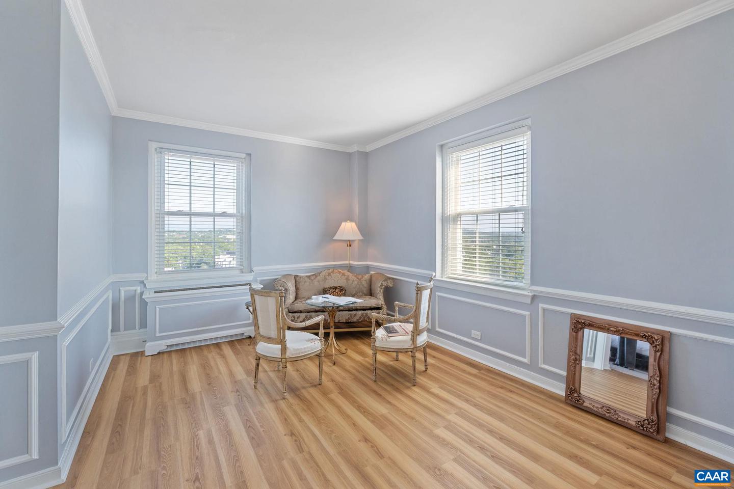 500 COURT SQ #901, CHARLOTTESVILLE, Virginia 22902, 1 Bedroom Bedrooms, ,1 BathroomBathrooms,Residential,For sale,500 COURT SQ #901,666534 MLS # 666534