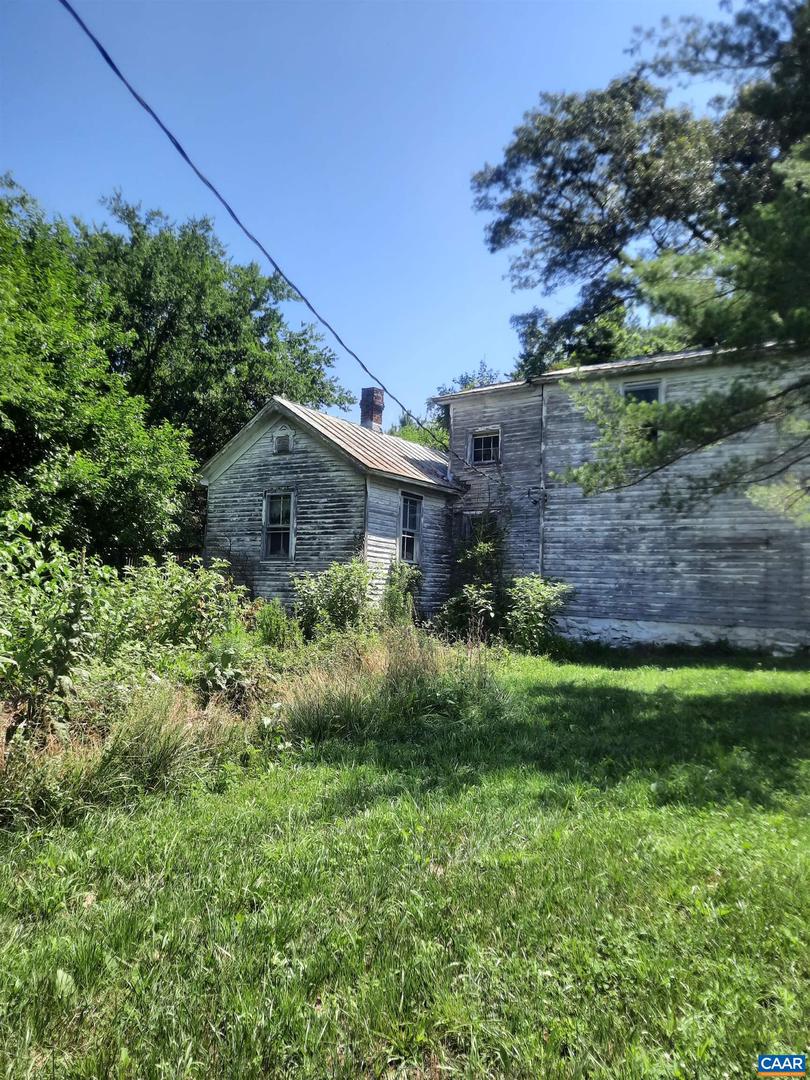 2744 MANSFIELD RD, LOUISA, Virginia 23093, 3 Bedrooms Bedrooms, ,2 BathroomsBathrooms,Residential,For sale,2744 MANSFIELD RD,666535 MLS # 666535