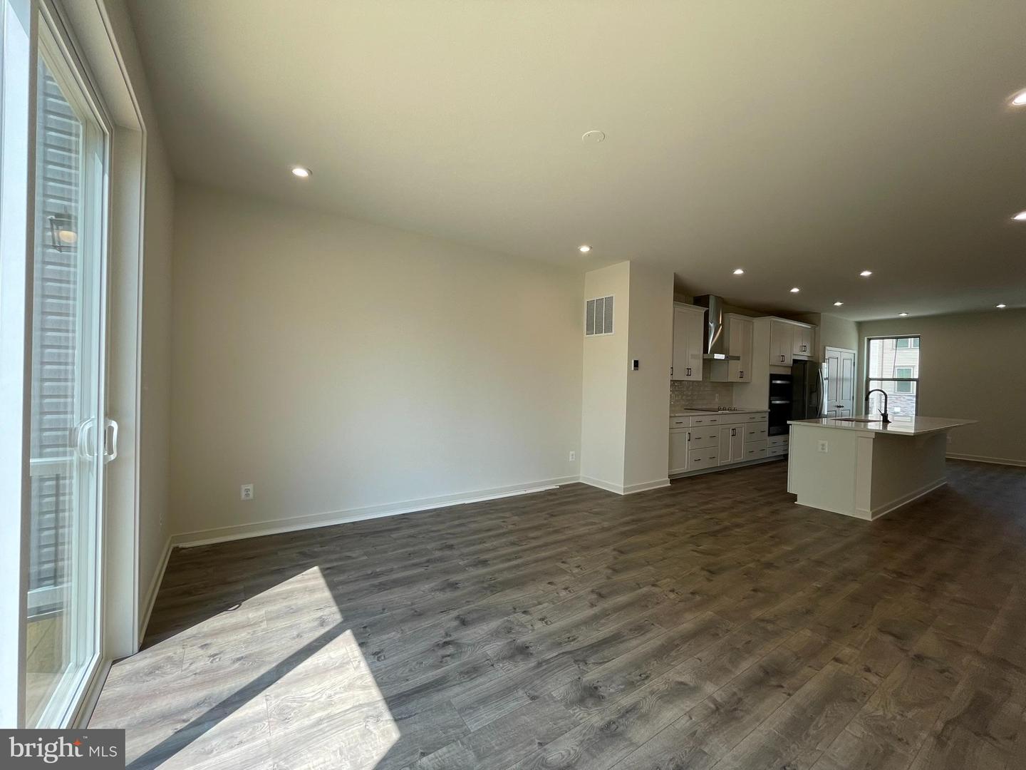 13266 NIXON LN, WOODBRIDGE, Virginia 22193, 4 Bedrooms Bedrooms, ,3 BathroomsBathrooms,Residential,For sale,13266 NIXON LN,VAPW2098862 MLS # VAPW2098862