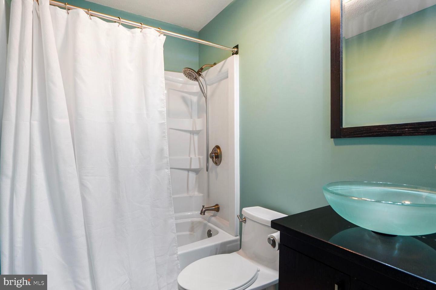 13736 LANGSTONE DR, WOODBRIDGE, Virginia 22193, 4 Bedrooms Bedrooms, ,3 BathroomsBathrooms,Residential,For sale,13736 LANGSTONE DR,VAPW2080414 MLS # VAPW2080414
