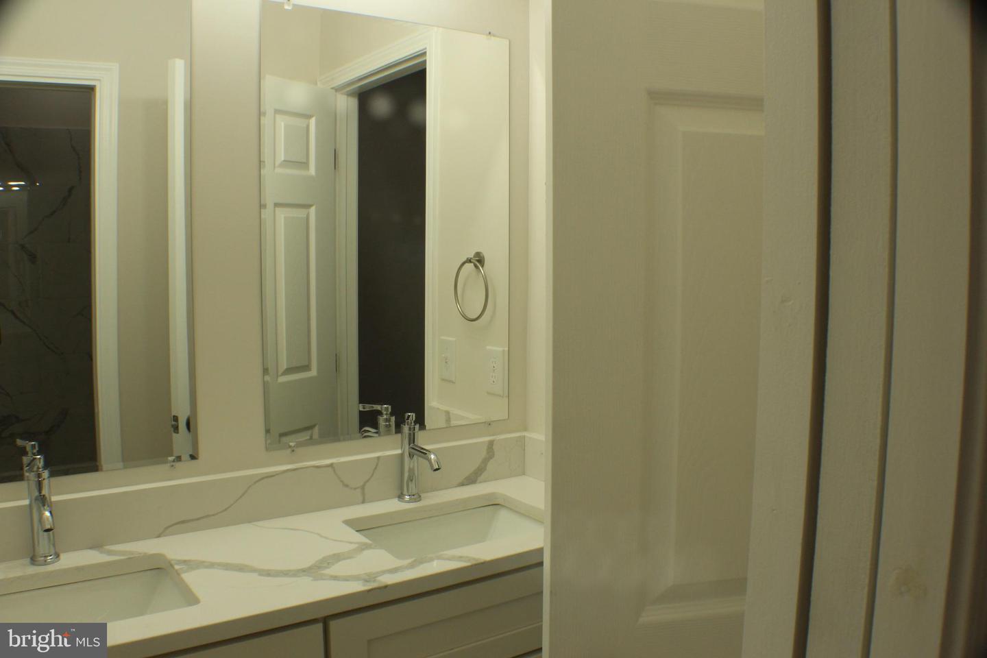 6263 TRUXTON CT, MOUNT JACKSON, Virginia 22842, 3 Bedrooms Bedrooms, 3 Rooms Rooms,2 BathroomsBathrooms,Residential,For sale,6263 TRUXTON CT,VASH2010154 MLS # VASH2010154