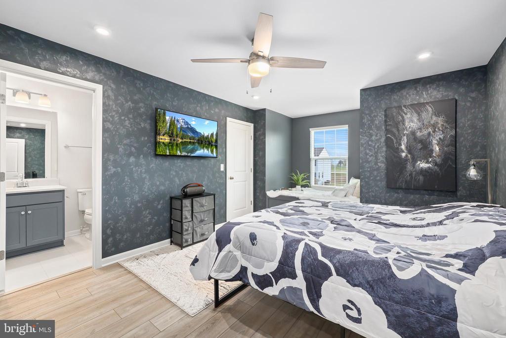 10102 PREMIER ST, FREDERICKSBURG, Virginia 22408, 7 Bedrooms Bedrooms, ,5 BathroomsBathrooms,Residential,10102 PREMIER ST,VASP2032164 MLS # VASP2032164
