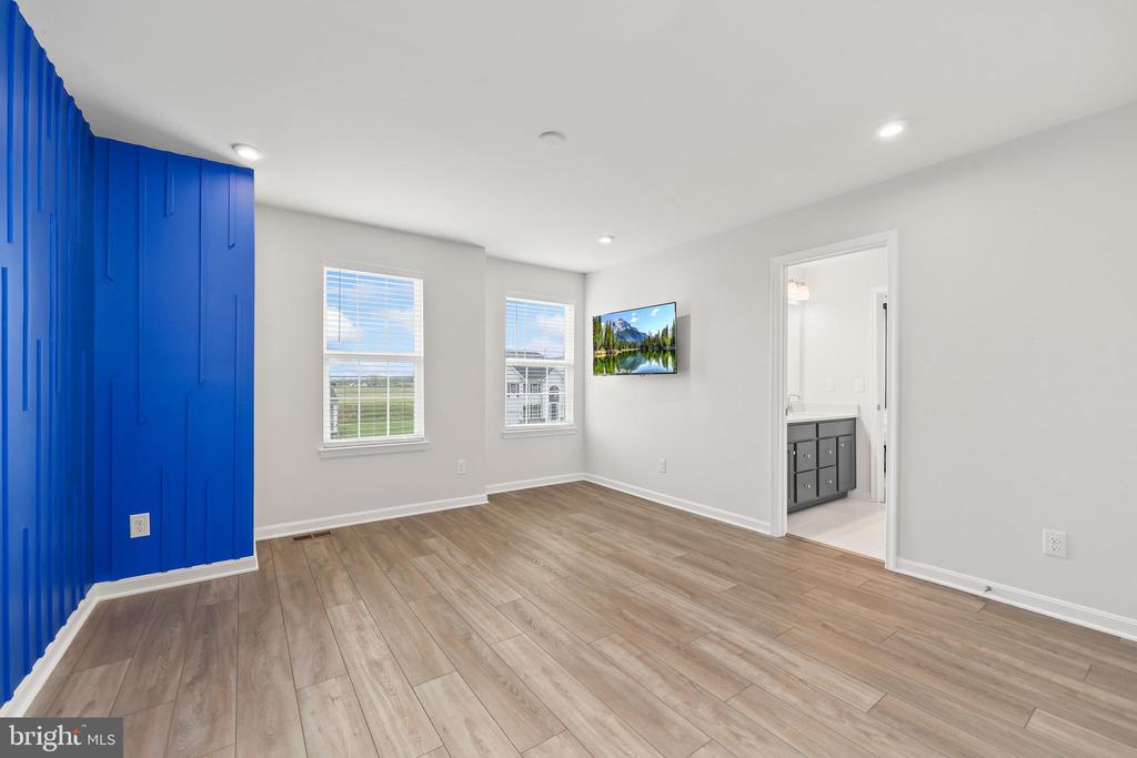 10102 PREMIER ST, FREDERICKSBURG, Virginia 22408, 7 Bedrooms Bedrooms, ,5 BathroomsBathrooms,Residential,10102 PREMIER ST,VASP2032164 MLS # VASP2032164