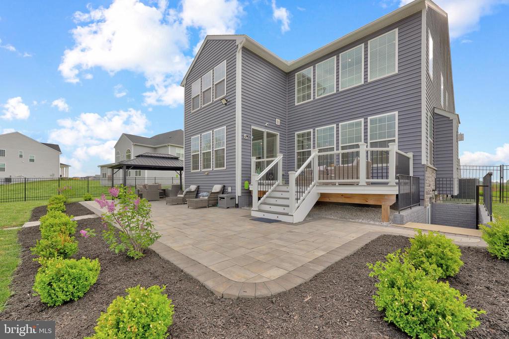 10102 PREMIER ST, FREDERICKSBURG, Virginia 22408, 7 Bedrooms Bedrooms, ,5 BathroomsBathrooms,Residential,10102 PREMIER ST,VASP2032164 MLS # VASP2032164