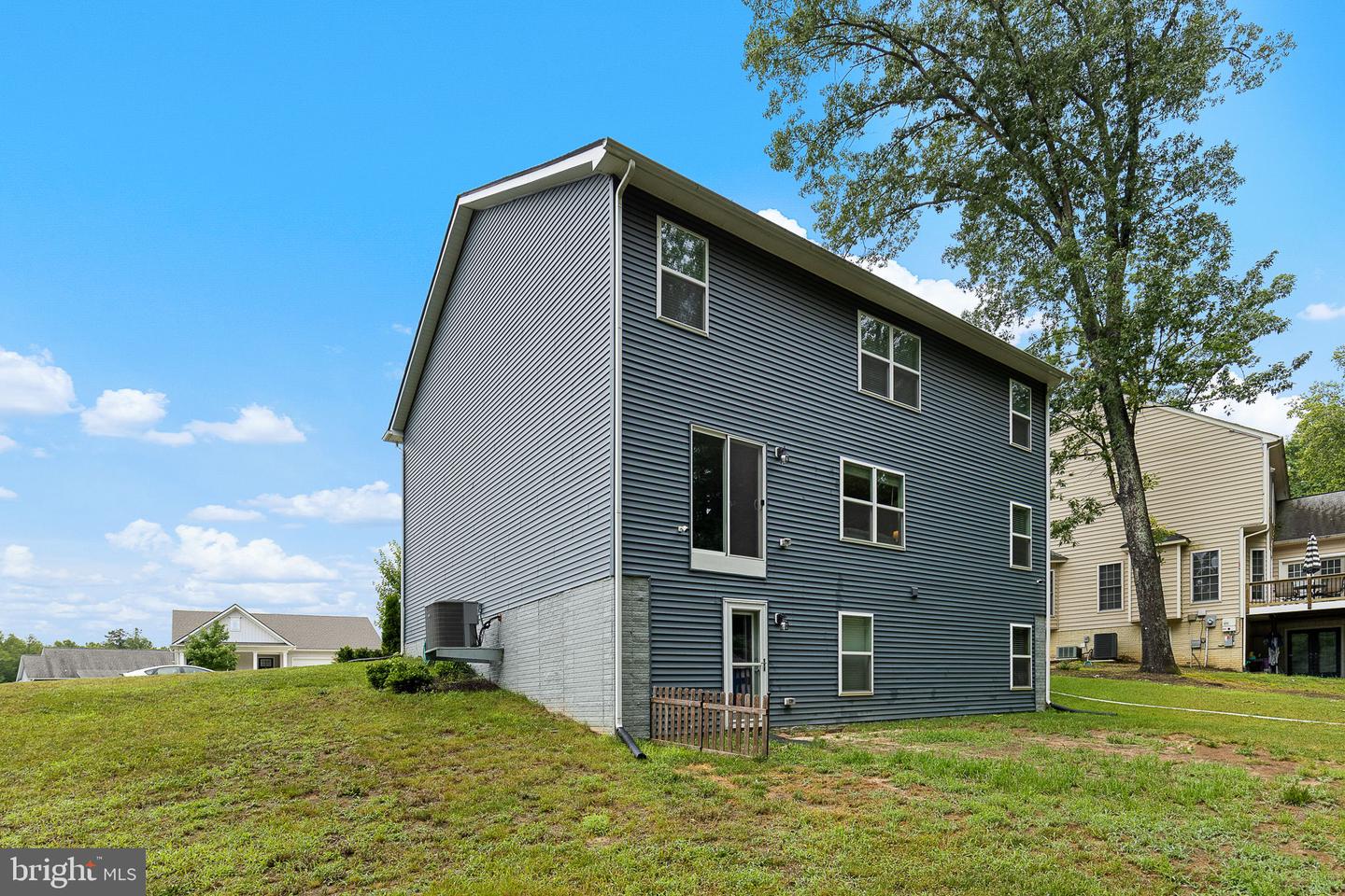 17495 JACKSON DR, BOWLING GREEN, Virginia 22427, 6 Bedrooms Bedrooms, ,4 BathroomsBathrooms,Residential,For sale,17495 JACKSON DR,VACV2007510 MLS # VACV2007510