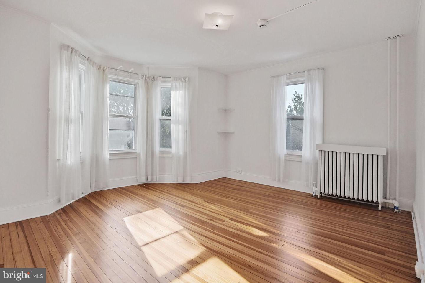 1033 NEWTON ST NE, WASHINGTON, District Of Columbia 20017, 8 Bedrooms Bedrooms, ,3 BathroomsBathrooms,Residential,For sale,1033 NEWTON ST NE,DCDC2190418 MLS # DCDC2190418