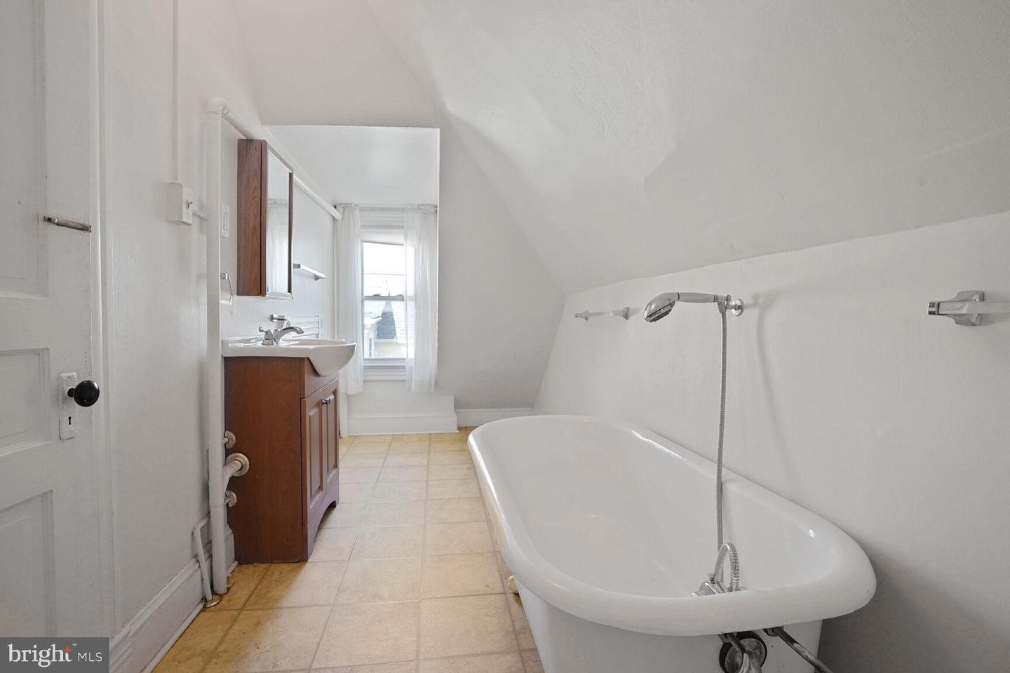 1033 NEWTON ST NE, WASHINGTON, District Of Columbia 20017, 8 Bedrooms Bedrooms, ,3 BathroomsBathrooms,Residential,For sale,1033 NEWTON ST NE,DCDC2190418 MLS # DCDC2190418