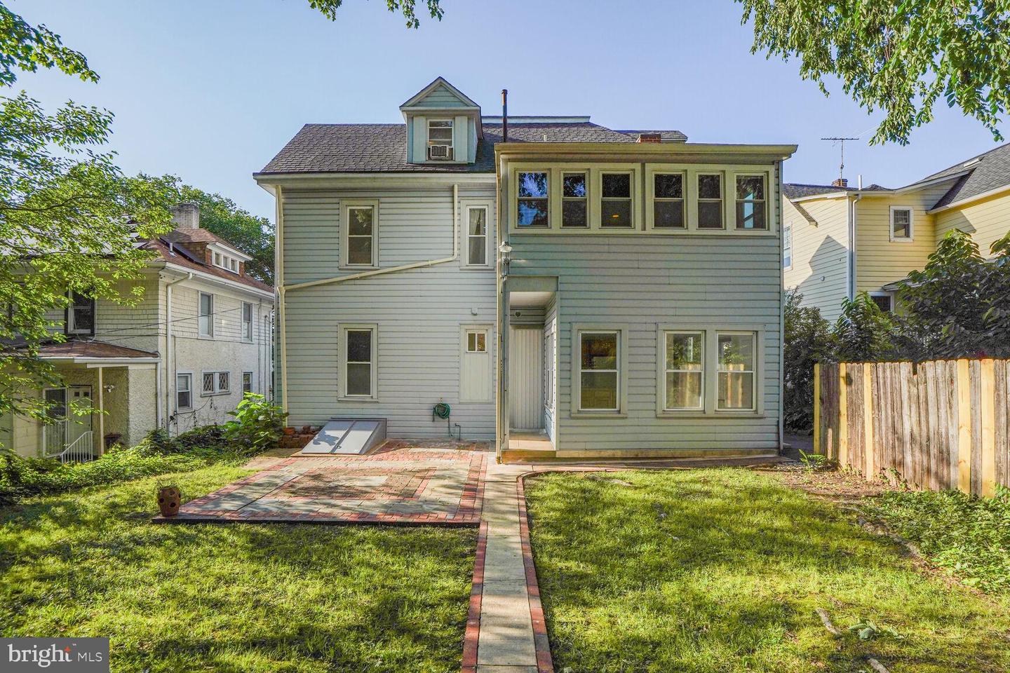1033 NEWTON ST NE, WASHINGTON, District Of Columbia 20017, 8 Bedrooms Bedrooms, ,3 BathroomsBathrooms,Residential,For sale,1033 NEWTON ST NE,DCDC2190418 MLS # DCDC2190418