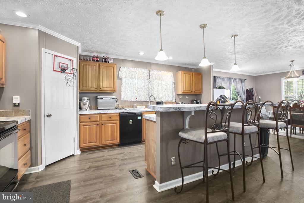 4253 ROLLING HILLS DR, CULPEPER, Virginia 22701, 4 Bedrooms Bedrooms, ,2 BathroomsBathrooms,Residential,4253 ROLLING HILLS DR,VAOR2010138 MLS # VAOR2010138