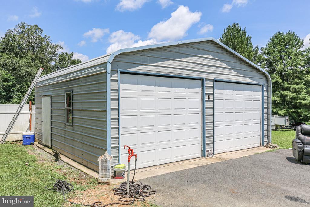 4253 ROLLING HILLS DR, CULPEPER, Virginia 22701, 4 Bedrooms Bedrooms, ,2 BathroomsBathrooms,Residential,4253 ROLLING HILLS DR,VAOR2010138 MLS # VAOR2010138