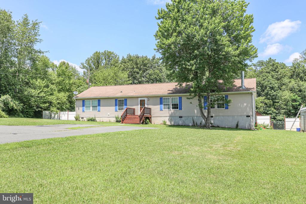 4253 ROLLING HILLS DR, CULPEPER, Virginia 22701, 4 Bedrooms Bedrooms, ,2 BathroomsBathrooms,Residential,4253 ROLLING HILLS DR,VAOR2010138 MLS # VAOR2010138