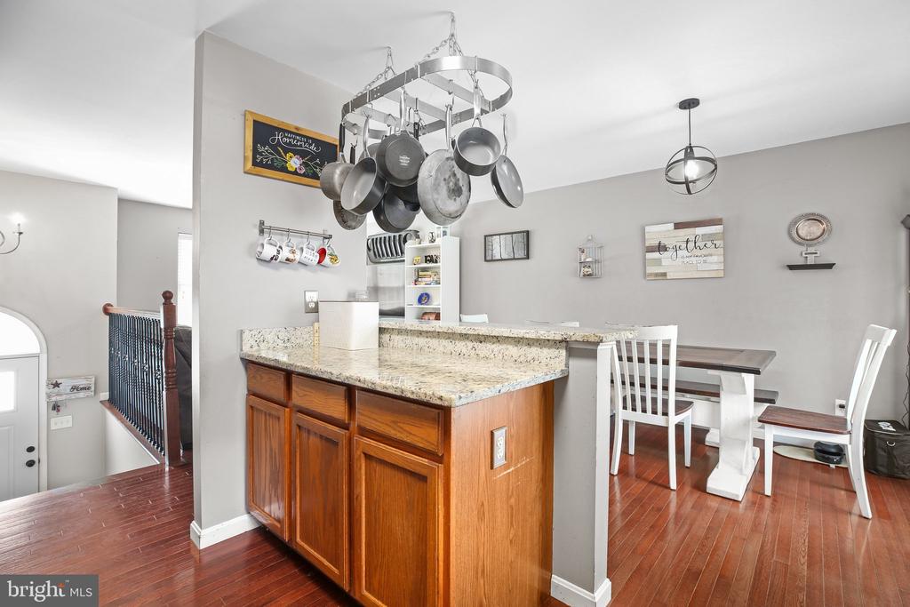 10708 LIVE OAK CT, FREDERICKSBURG, Virginia 22407, 4 Bedrooms Bedrooms, ,3 BathroomsBathrooms,Residential,10708 LIVE OAK CT,VASP2034584 MLS # VASP2034584