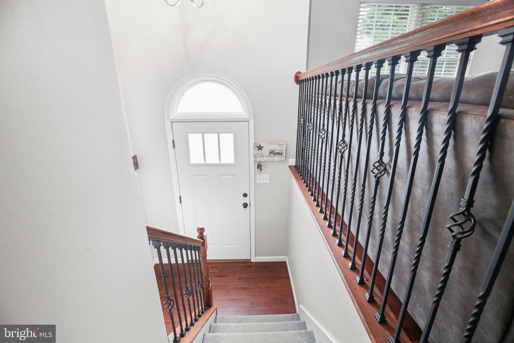10708 LIVE OAK CT, FREDERICKSBURG, Virginia 22407, 4 Bedrooms Bedrooms, ,3 BathroomsBathrooms,Residential,10708 LIVE OAK CT,VASP2034584 MLS # VASP2034584