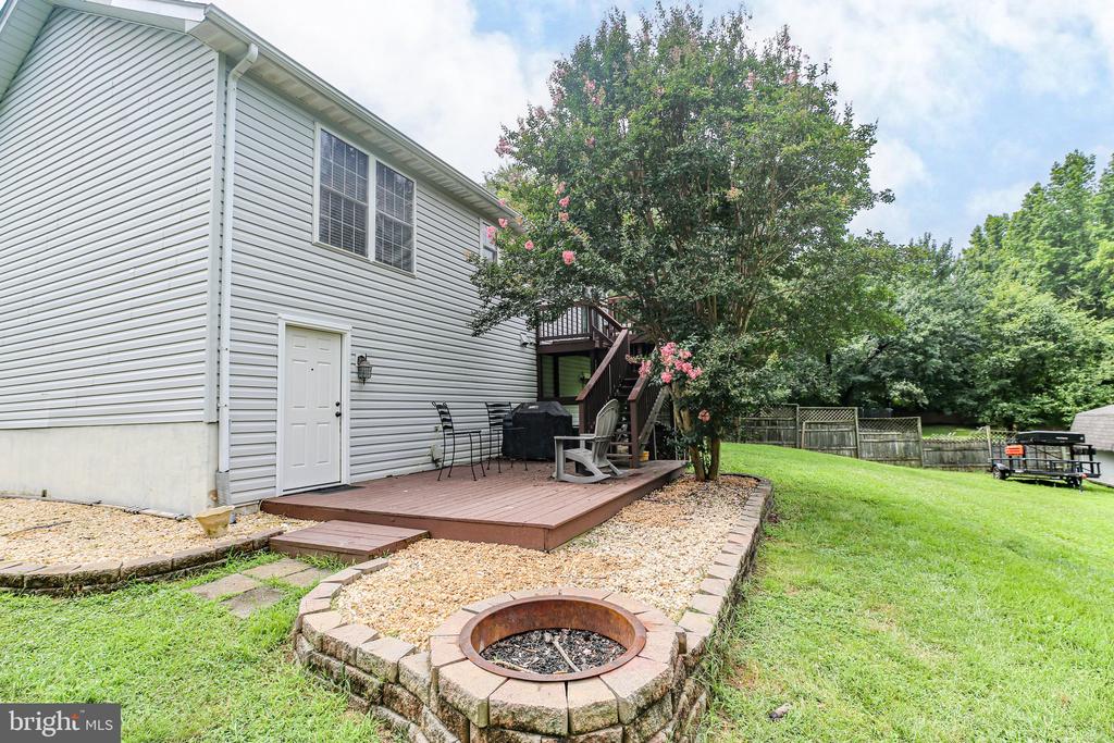 10708 LIVE OAK CT, FREDERICKSBURG, Virginia 22407, 4 Bedrooms Bedrooms, ,3 BathroomsBathrooms,Residential,10708 LIVE OAK CT,VASP2034584 MLS # VASP2034584