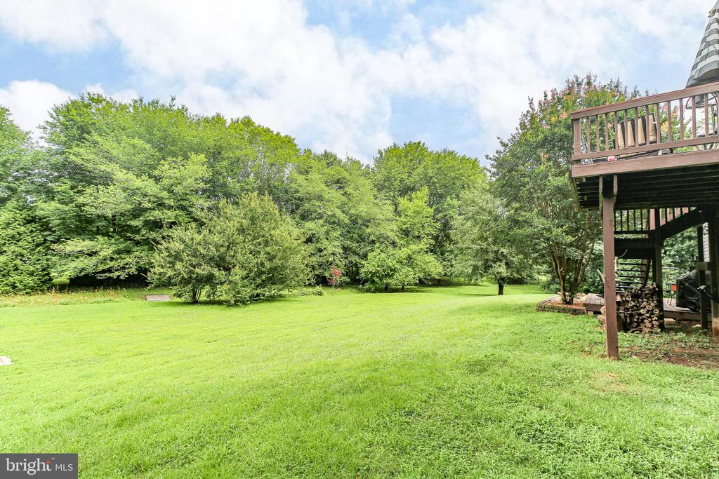 10708 LIVE OAK CT, FREDERICKSBURG, Virginia 22407, 4 Bedrooms Bedrooms, ,3 BathroomsBathrooms,Residential,10708 LIVE OAK CT,VASP2034584 MLS # VASP2034584