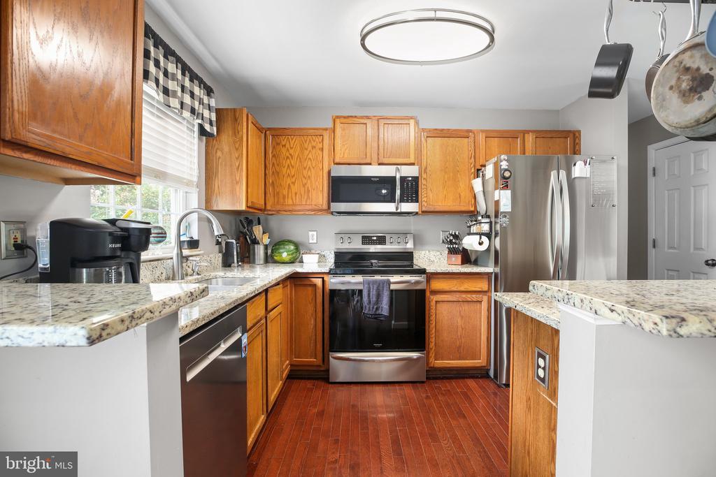 10708 LIVE OAK CT, FREDERICKSBURG, Virginia 22407, 4 Bedrooms Bedrooms, ,3 BathroomsBathrooms,Residential,10708 LIVE OAK CT,VASP2034584 MLS # VASP2034584