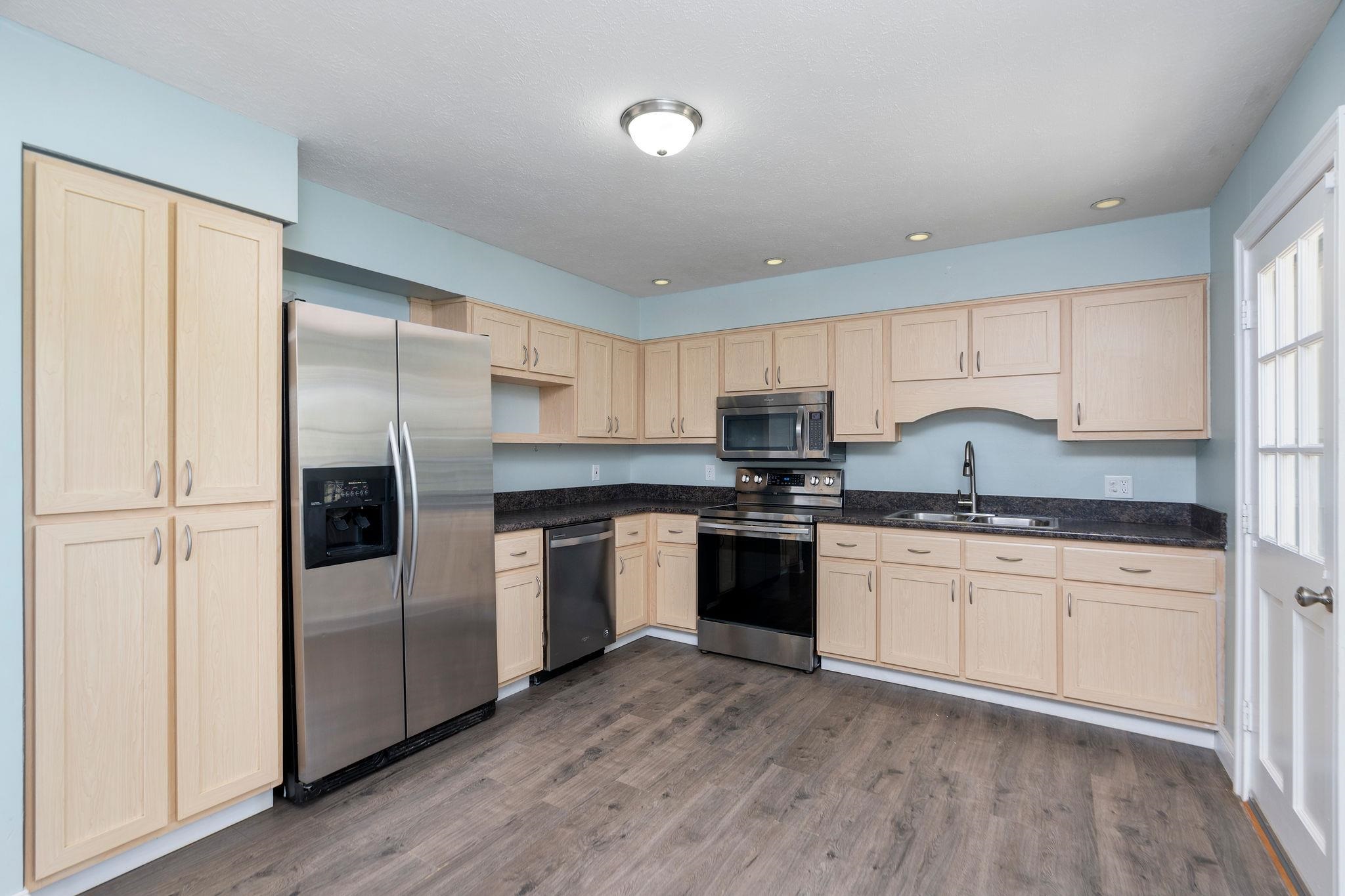 402 MARSHALL ST, STAUNTON, Virginia 24401, 4 Bedrooms Bedrooms, ,3 BathroomsBathrooms,Residential,402 MARSHALL ST,663614 MLS # 663614